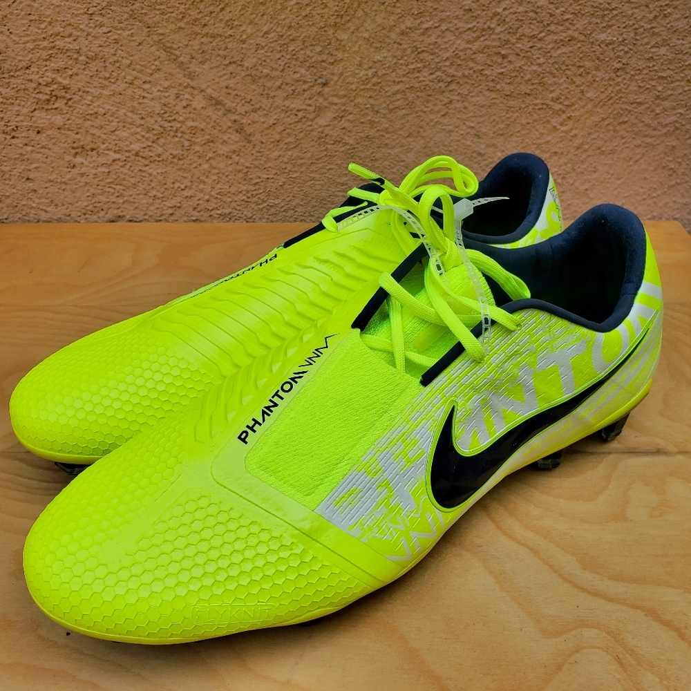 Nike Phantom Venom Elite